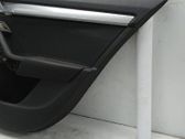 Moldura del tarjetero de la puerta trasera
