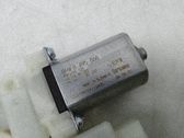 Motor del regulador de la ventanilla de la puerta delantera