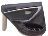 Moldura del tarjetero de la puerta trasera