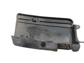 Moldura embellecedora de la barra del amortiguador trasero