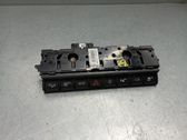 Botón interruptor de luz de peligro