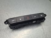 Botón interruptor de luz de peligro