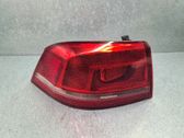 Lampy tylnej klapy bagażnika