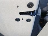 Cerradura de puerta trasera