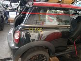 Panel lateral trasero