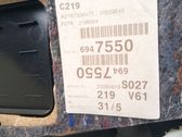 Moldura del tarjetero de la puerta trasera