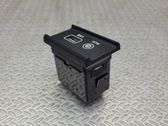 USB-pistokeliitin