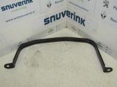 Fuel tank mounting bracket