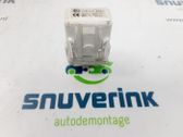 Oven keskuslukituksen ohjausyksikön moduuli