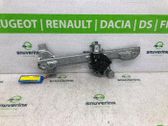 Mecanismo para subir la puerta delantera sin motor