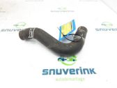 Tuyau de liquide de refroidissement moteur