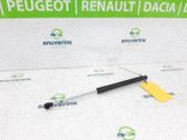 Vérin, capot-moteur