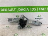 Mecanismo para subir la puerta delantera sin motor