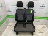 Asiendo doble delantero