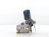 Oil filter mounting bracket