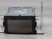 Radio / CD-Player / DVD-Player / Navigation