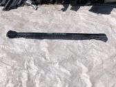 Front sill (body part)