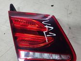 Tailgate rear/tail lights
