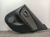 Moldura del tarjetero de la puerta trasera