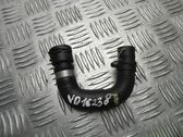 Tuyau de liquide de refroidissement moteur