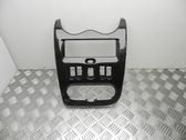 Radio/GPS head unit trim