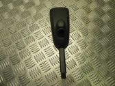 Moldura de la unidad delantera de radio/GPS