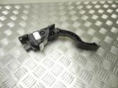Accelerator throttle pedal