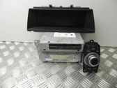 Radio / CD-Player / DVD-Player / Navigation