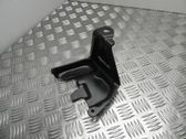 Engine mounting bracket