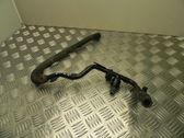 Tuyau de liquide de refroidissement moteur