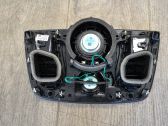 Enceinte haute fréquence de porte avant