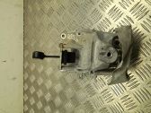 Engine mounting bracket