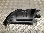 Engine mounting bracket