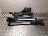Other sill/pillar trim element