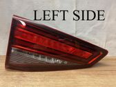 Tailgate rear/tail lights