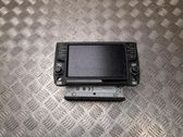 Radio / CD-Player / DVD-Player / Navigation