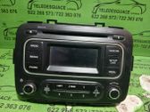 Radio / CD-Player / DVD-Player / Navigation