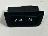 Tailgate/boot open switch button