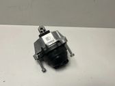 Engine mount bracket