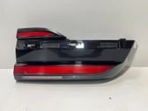 Tailgate rear/tail lights