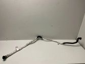 Tuyau de liquide de refroidissement moteur
