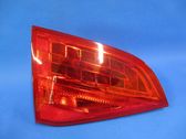 Tailgate rear/tail lights