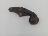 Front differential mounting bracket