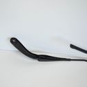 Windshield/front glass wiper blade