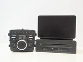 Radio / CD-Player / DVD-Player / Navigation