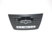 Radio / CD-Player / DVD-Player / Navigation