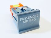 Passenger airbag on/off switch