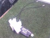 Cerradura de puerta delantera