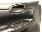 Revestimiento de puerta delantera