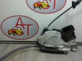 Cerradura de puerta delantera